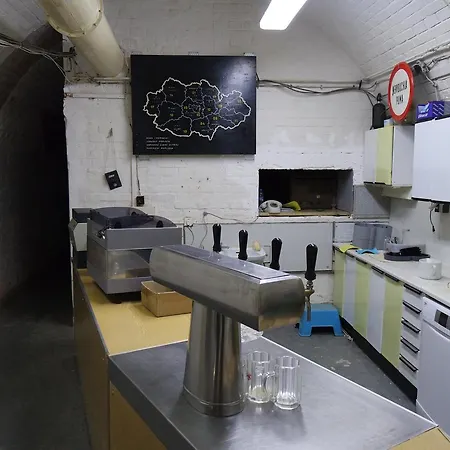 بيت شباب 10-z Bunker برنو