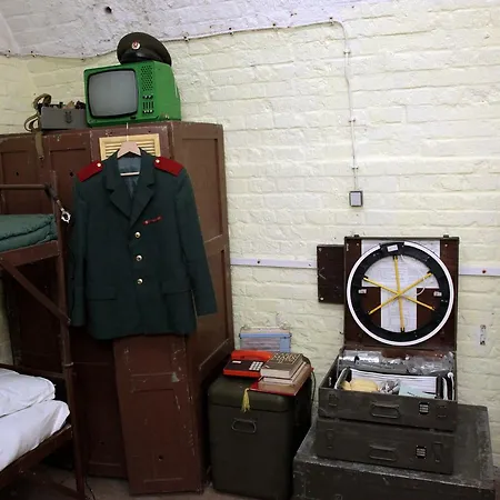 بيت شباب 10-z Bunker برنو