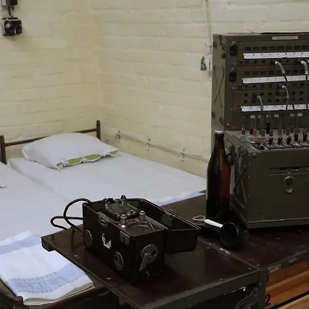 بيت شباب 10-z Bunker برنو